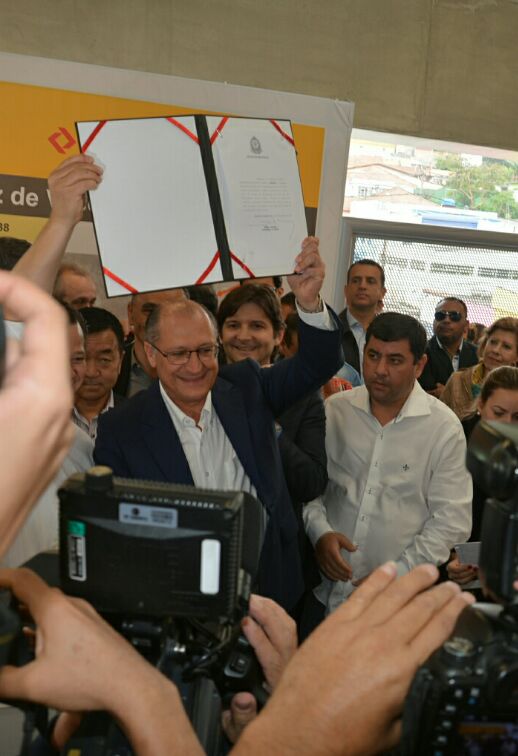Em seu discurso, o Governador Geraldo Alckmin aproveitou para informar as obras que estão em andamento e previstas para o Alto Tietê