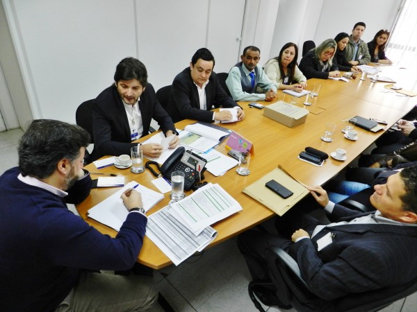 Reunião no FDE, com o presidente João Cury Neto.