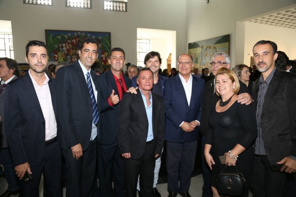 Deputado André do Prado , governador Geraldo Alckmin, prefeito e vereadores de Santa Branca